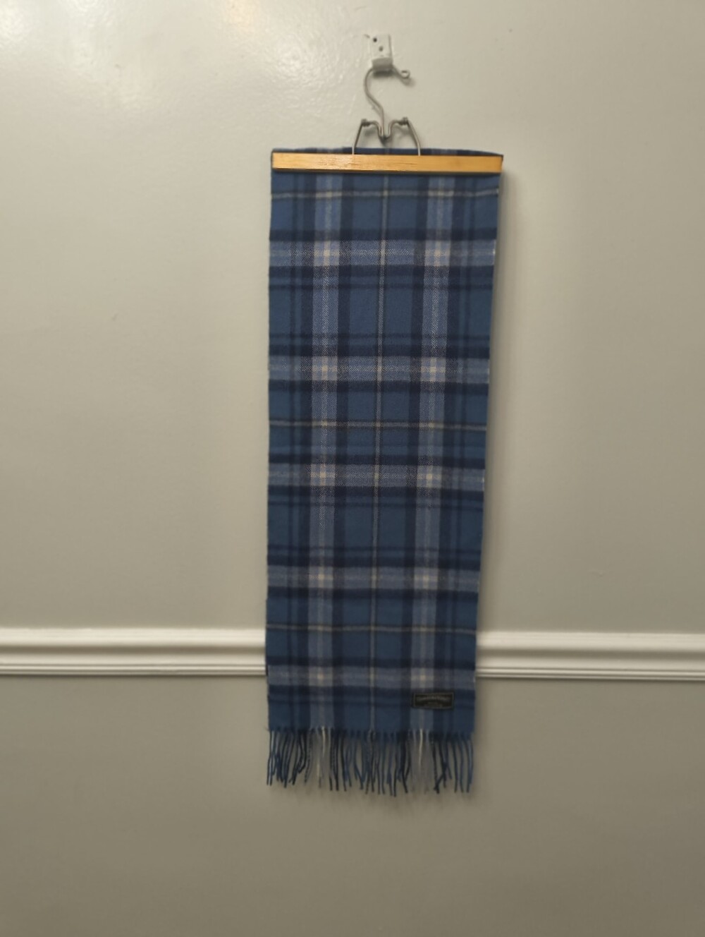 James Pringle Weavers Unisex Scarf 100% Wool Blue "12x66" Closet Staple Casual